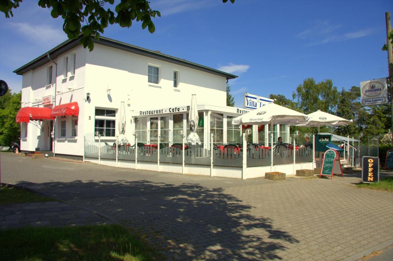 Strandhotel Villa Louisa&Appartementhäuser Villa Josephine und Villa Christine Juliusruh Esterno foto