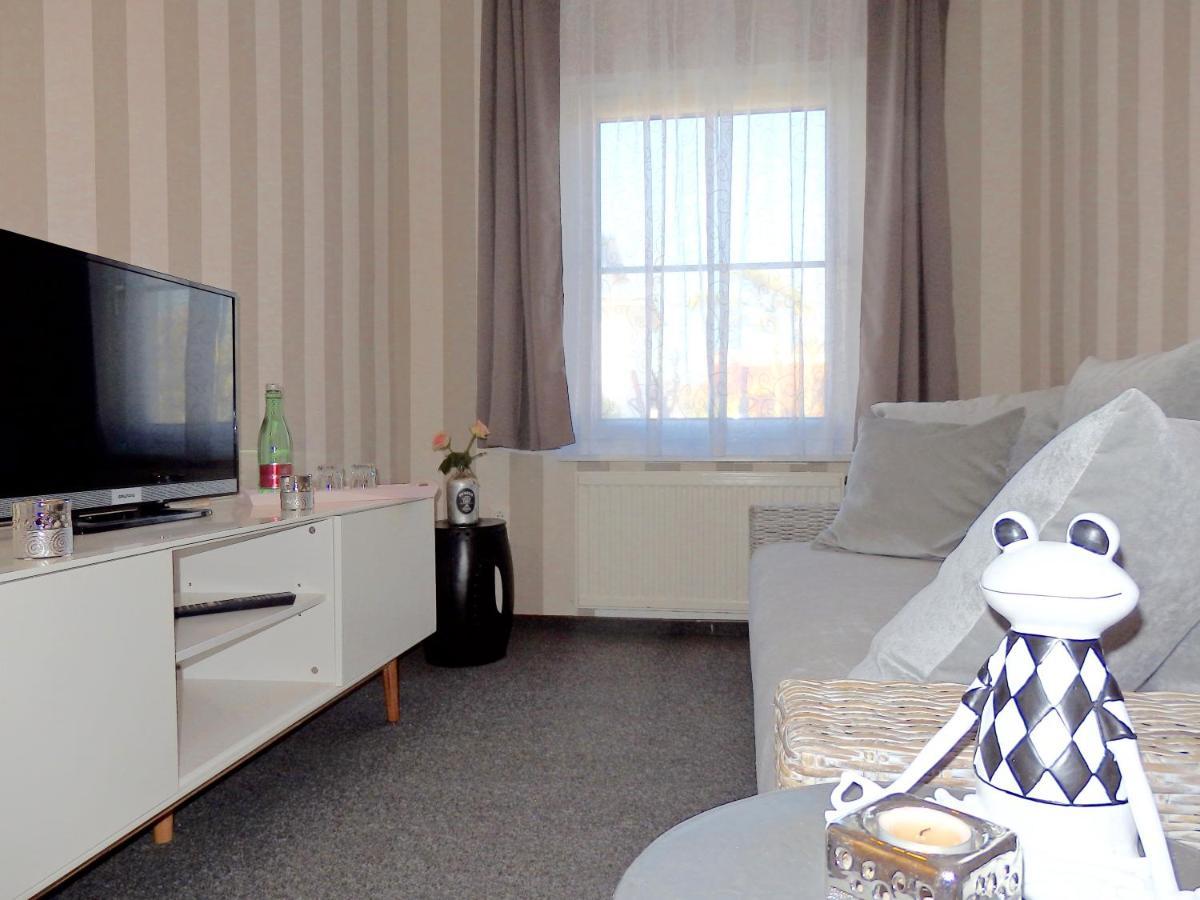 Strandhotel Villa Louisa&Appartementhäuser Villa Josephine und Villa Christine Juliusruh Esterno foto